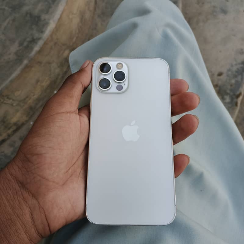 Apple iPhone 12 Pro 0