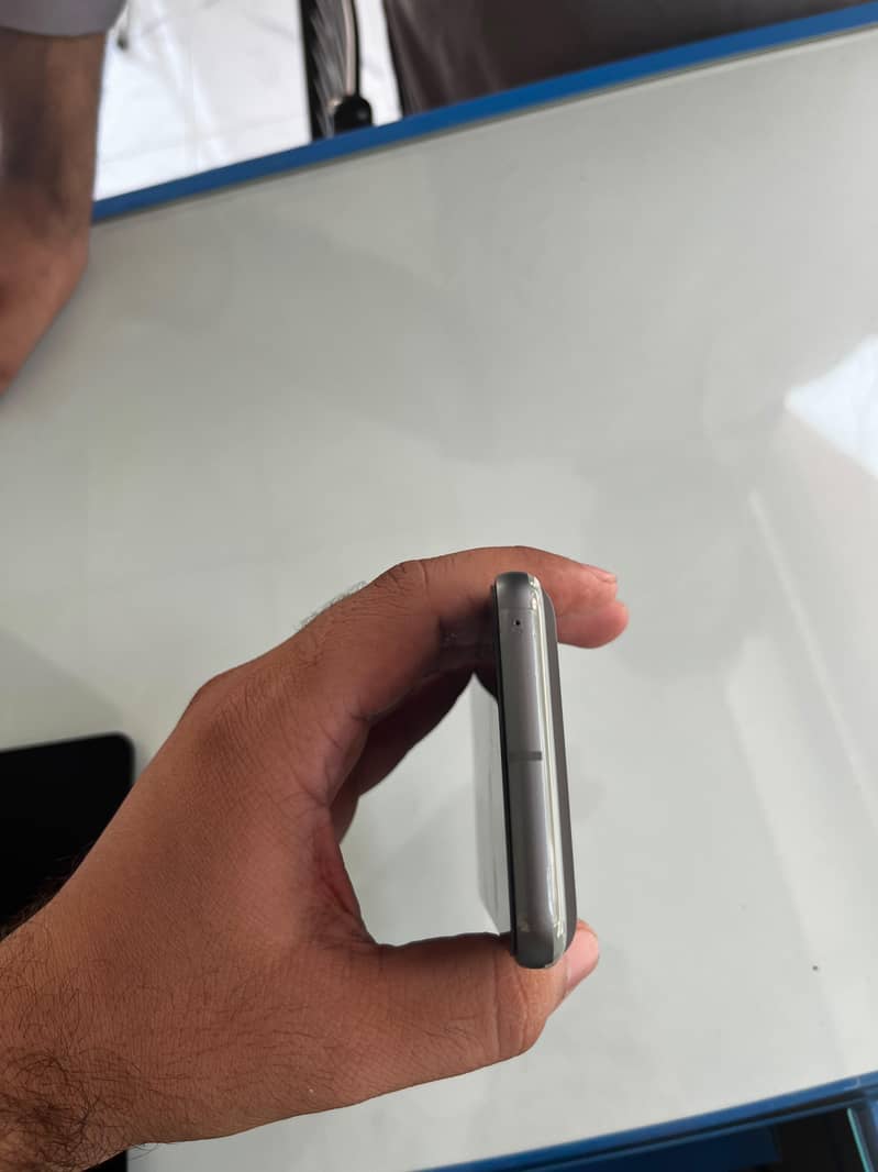Google Pixel 8 1