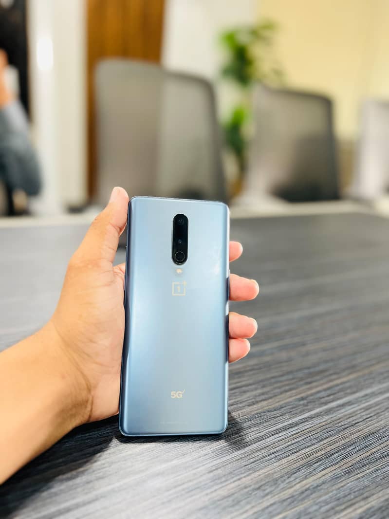 One plus 8 5G 1