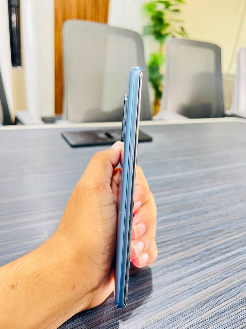One plus 8 5G 3