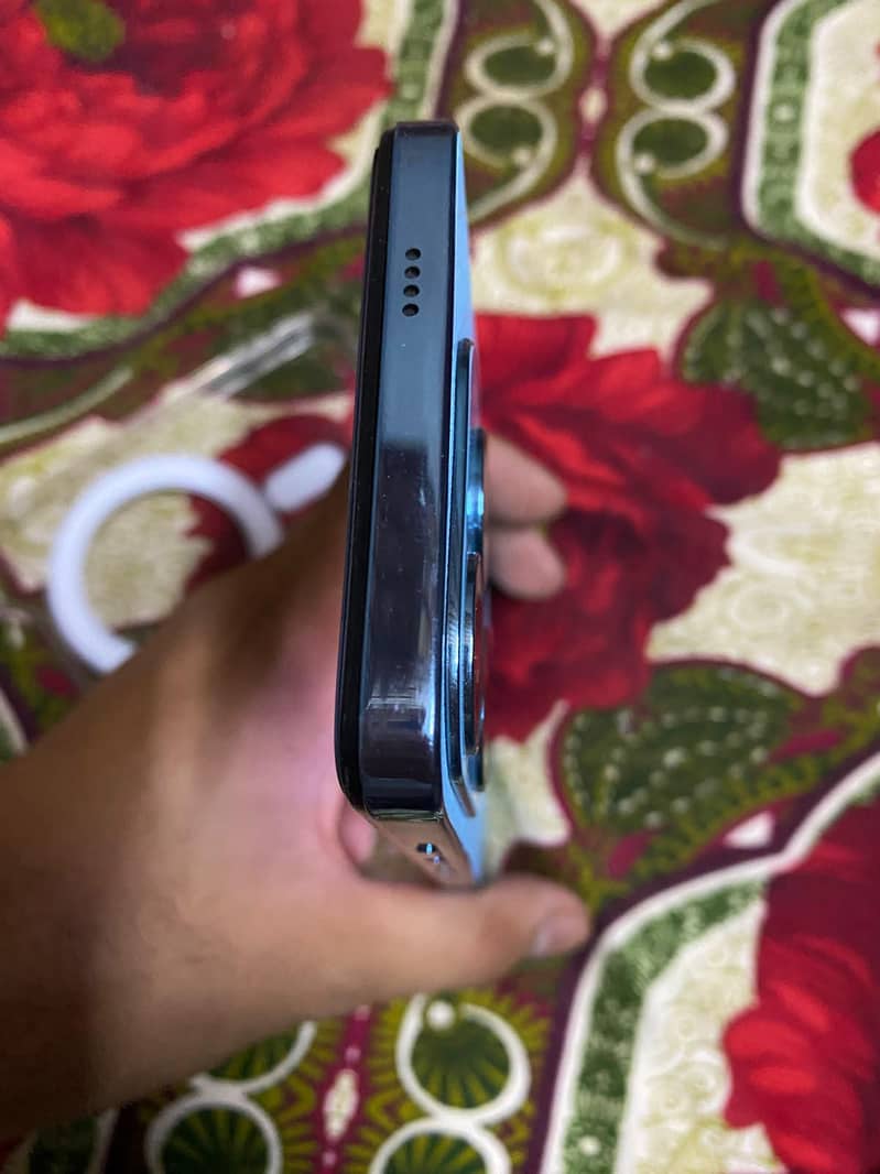 Tecno spark  20 3
