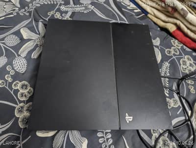 playstation 4 (500GB) with games