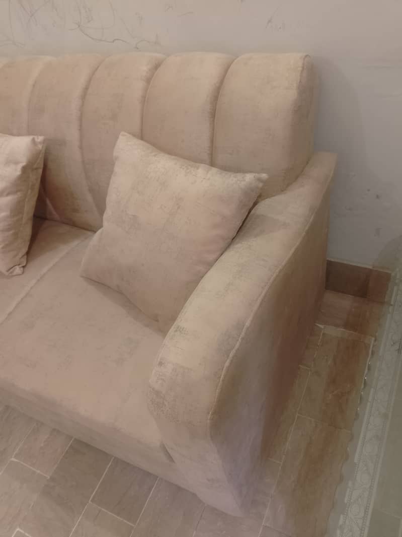 Five seater Sofa Set 4