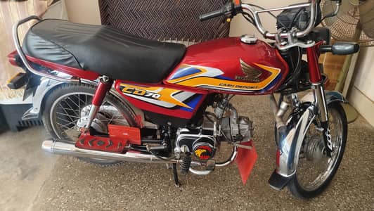 i am selling my honda CD 70cc 2025 model 10/10 condition all original