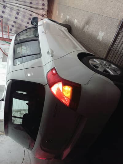 Suzuki Swift Dlx 2016 3rd owner 2 keys