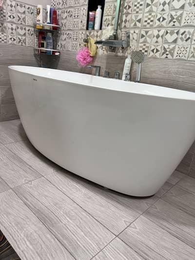 Big Bath Tub