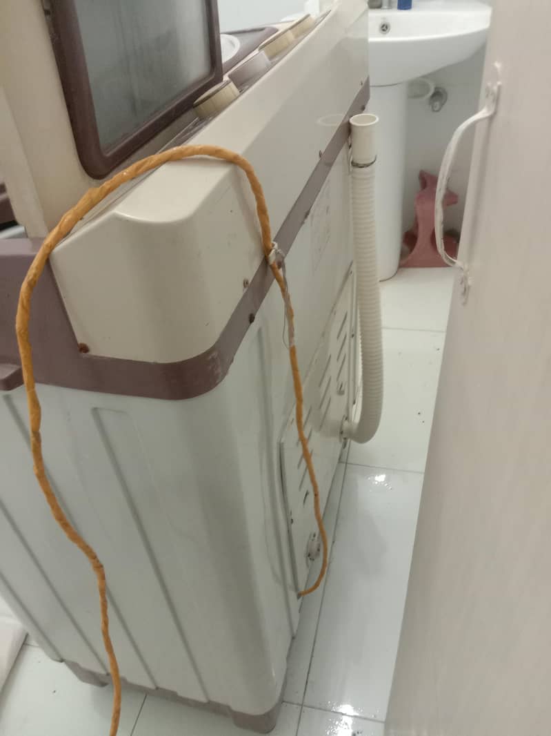 washing machine with Drayer 3