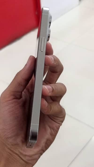 Apple iPhone 14 Pro Max(03271640948)