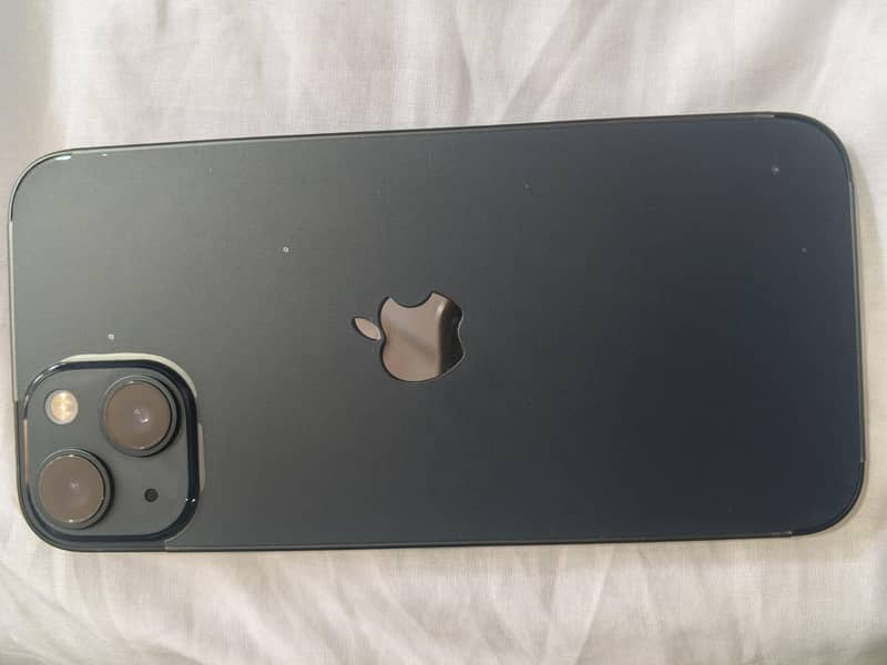 Apple iPhone 13 0