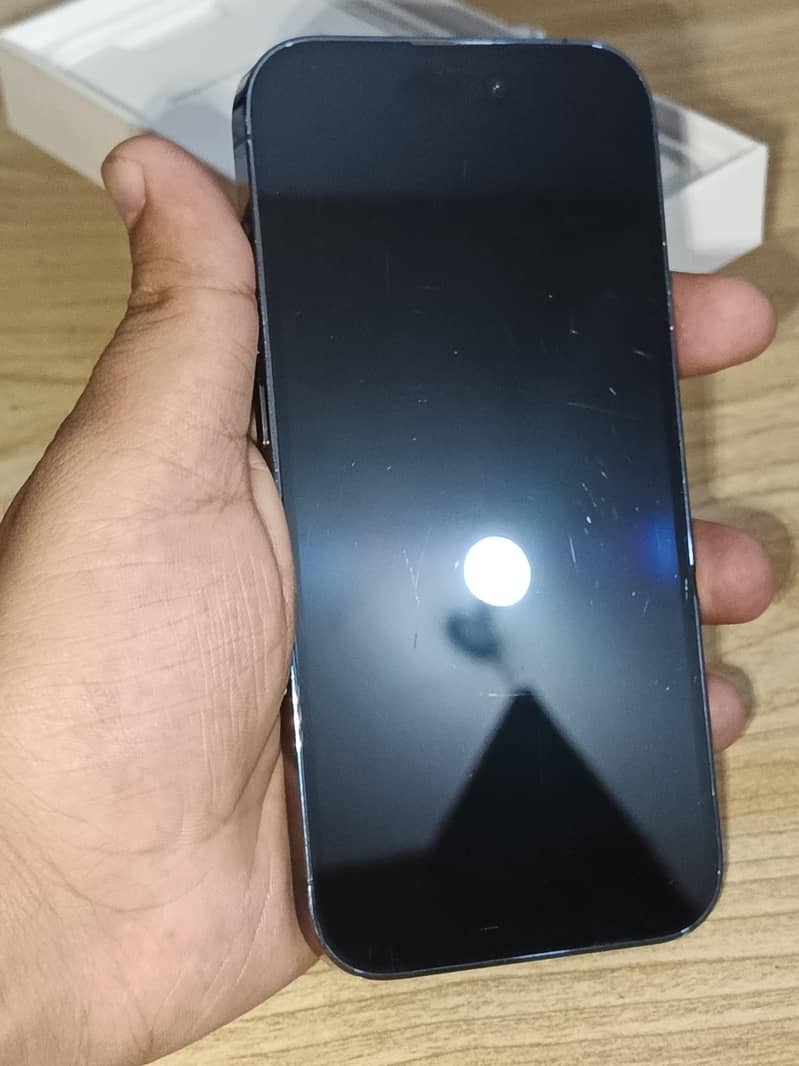iPhone 14 Pro 0