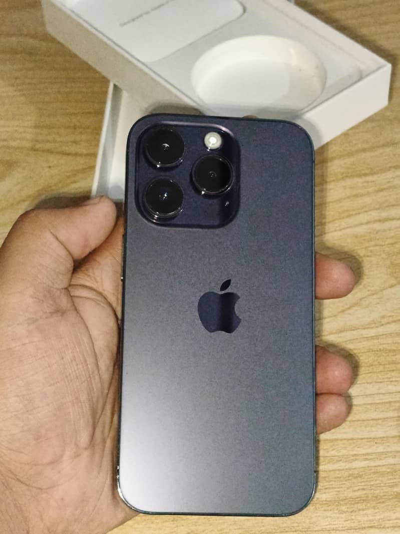 iPhone 14 Pro 2