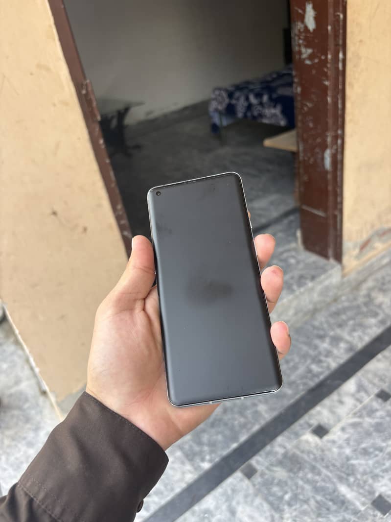 Oneplus 9 Pro 2