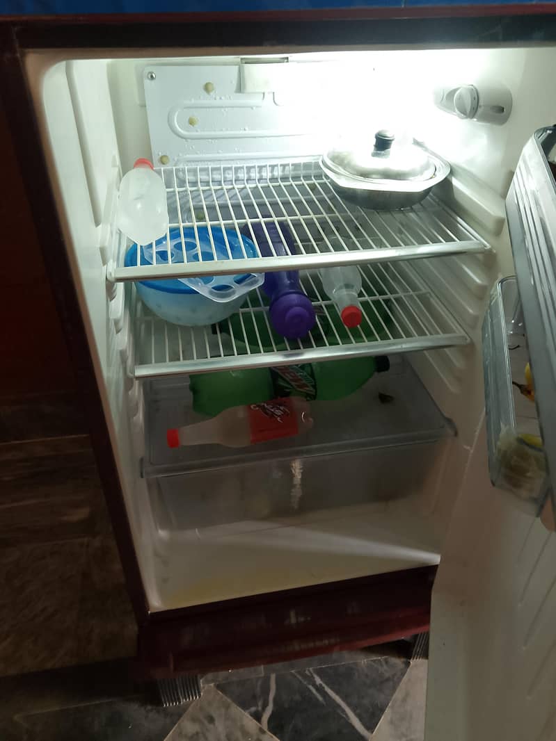 Orient Fridge 5