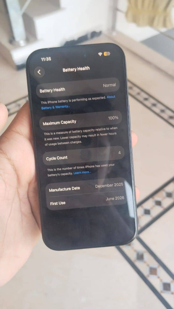 Apple iPhone 15 6