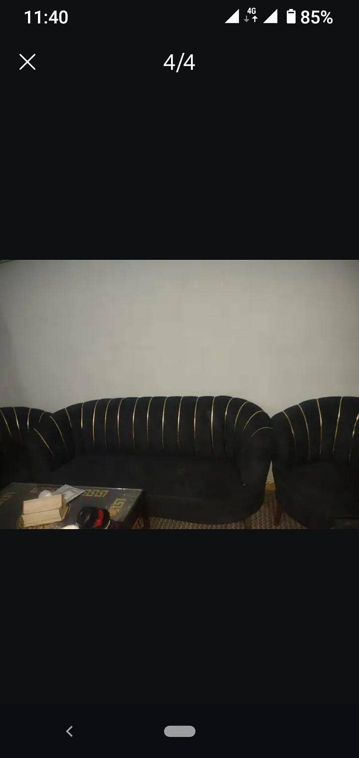 Elegant sofa 3