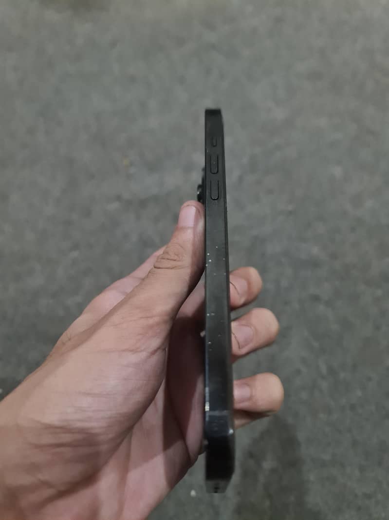 Apple iPhone 14 Pro Max 3