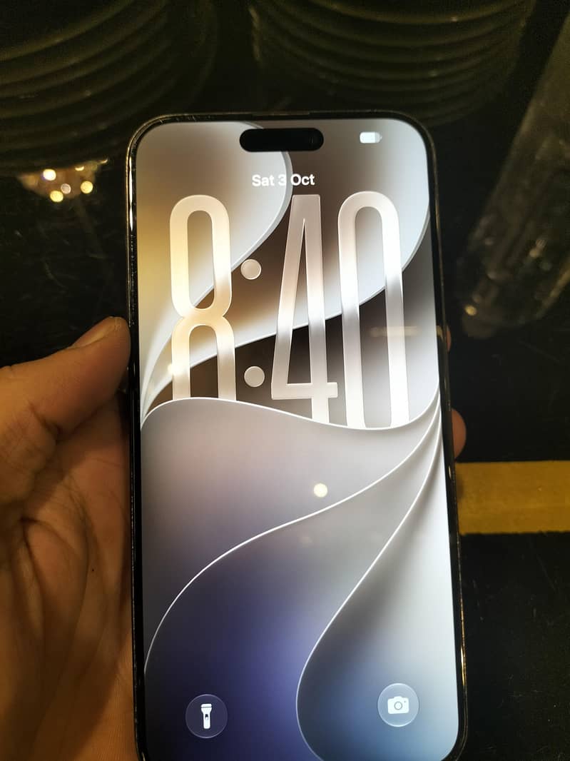 Apple iPhone 15 Pro Max 2