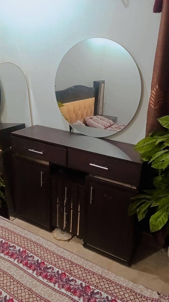 bed room set 0