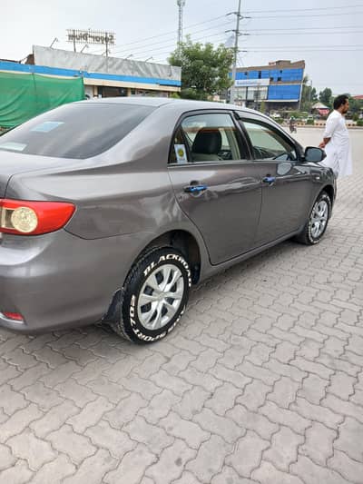 Toyota Gli 2012
