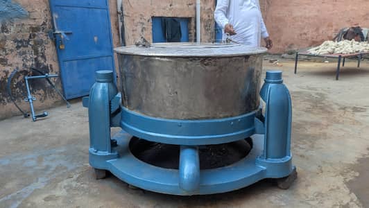 Industrial Hydro Extractor