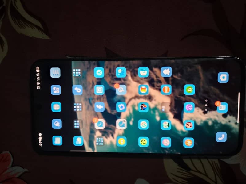Tecno spark 40pro plus 3