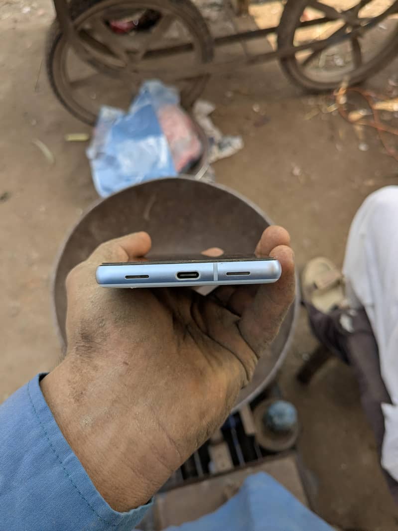 Google Pixel 7a 1