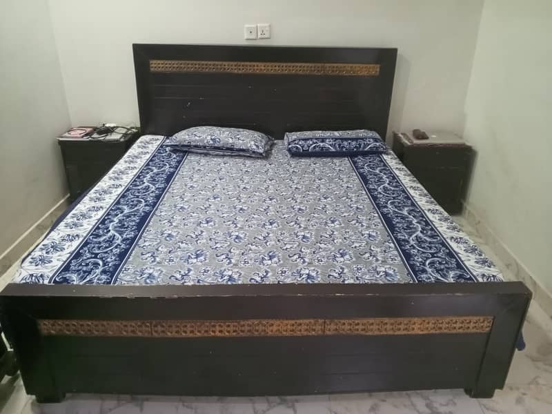 double bed with side tables 2