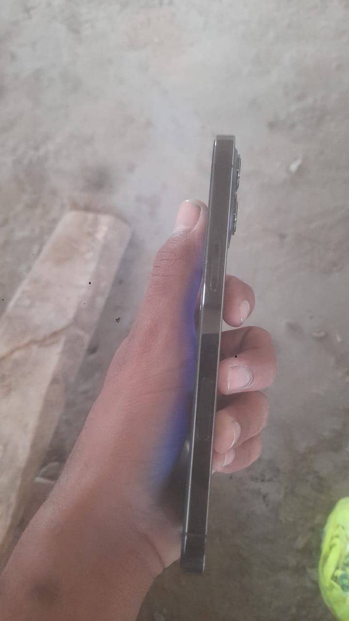 Apple iPhone 12 Pro Max 6