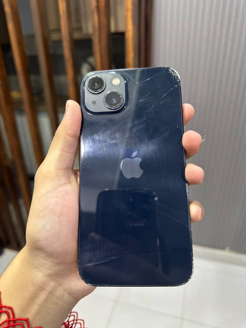 Apple iPhone 13 2
