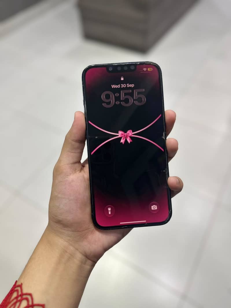 Apple iPhone 13 3