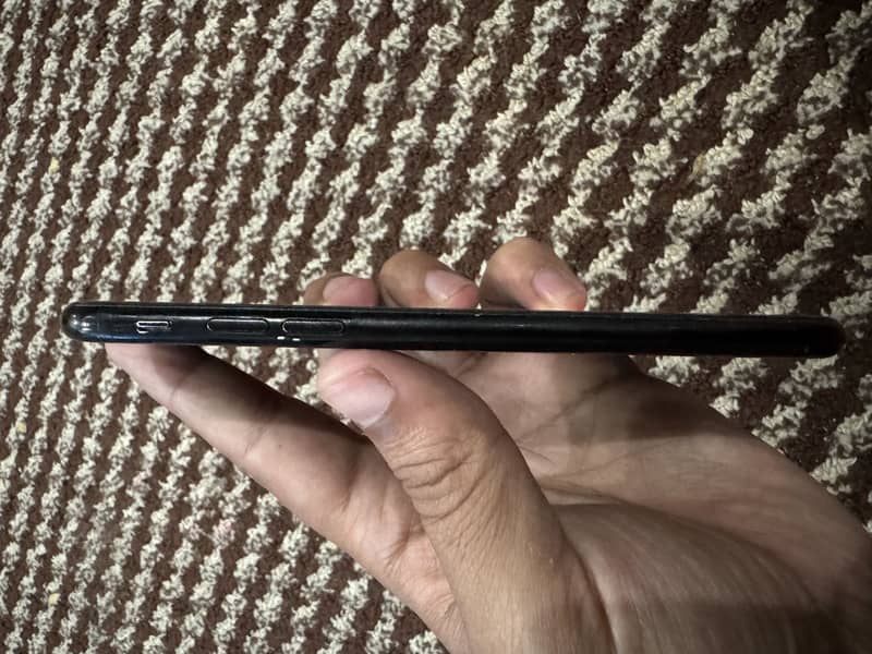 Apple iPhone 7 4