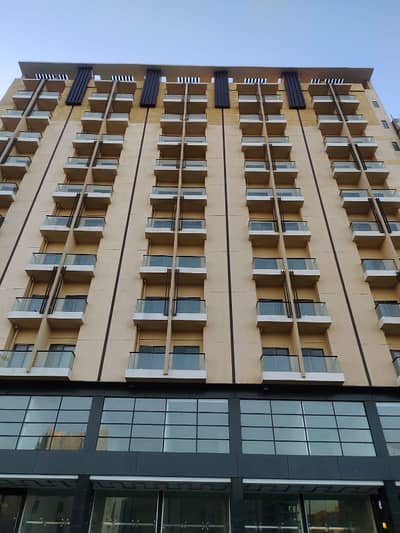 1 bedroom luxury apartment available for sale in Bahria Town Karachi