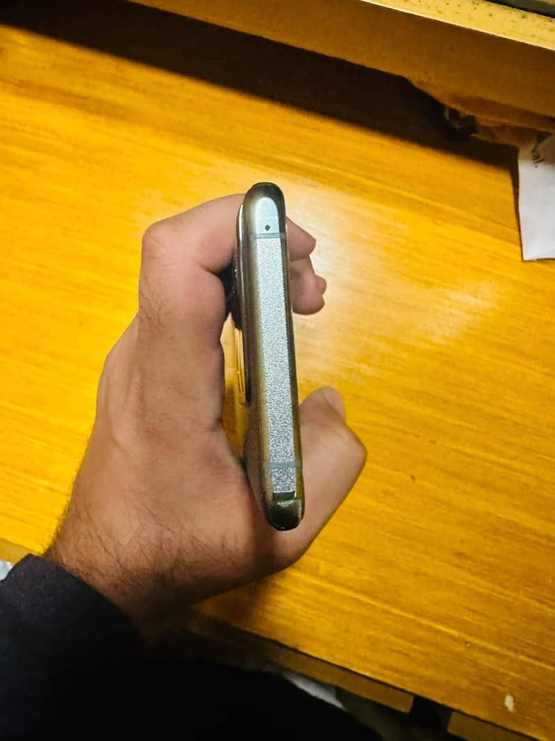 One Plus 10 Pro 7