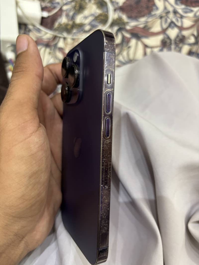 Apple iPhone 14 Pro 4
