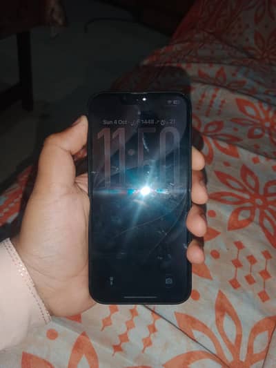 Apple iPhone 13