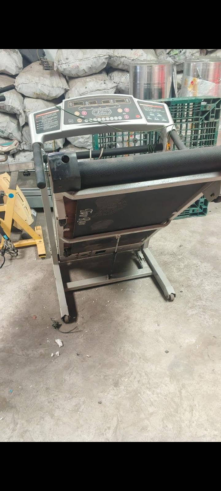 Treadmill/ Electrical Treadmill/ Running Machine 1