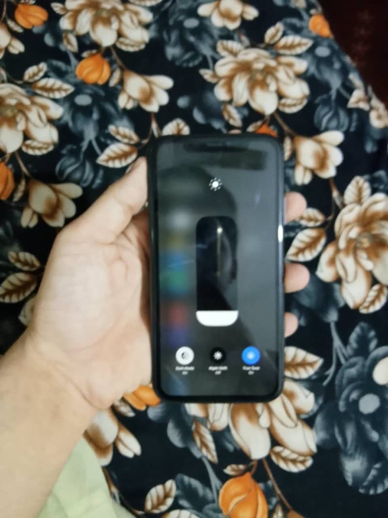 Apple iPhone 11 3