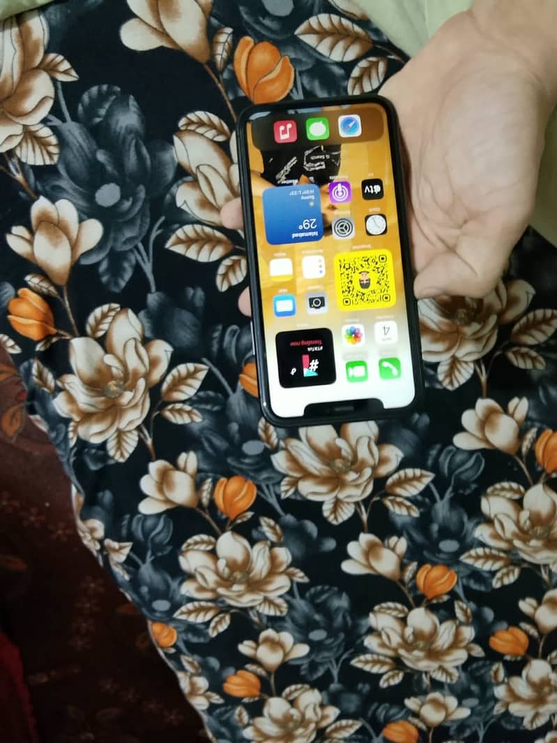 Apple iPhone 11 5