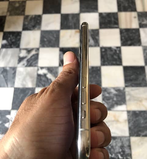 IPhone 11 Pro 3