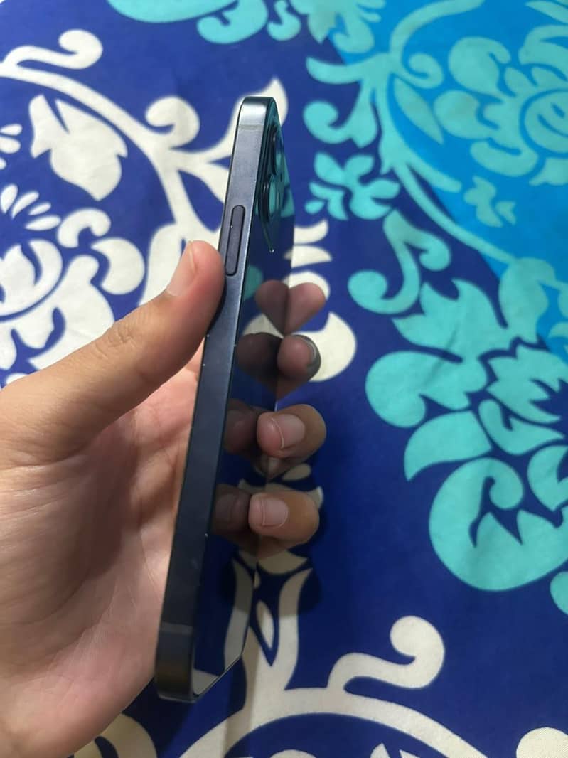 Apple iPhone 12(bypass) 1