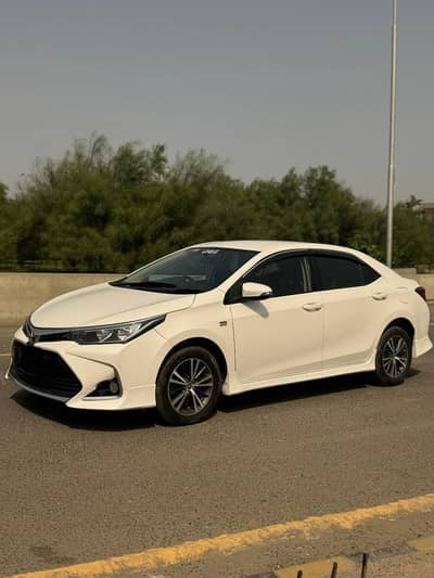 Toyota Corolla Altis 1.6 2021 model urgent sale call 03054054206