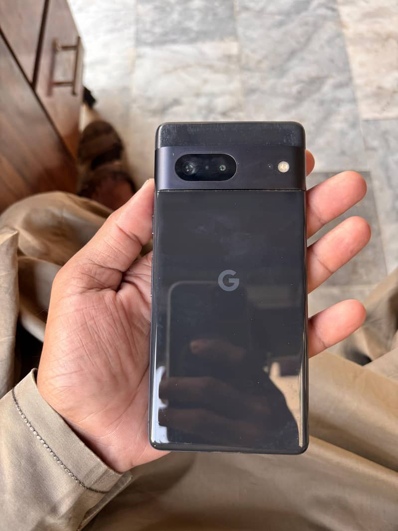 Google Pixel 7 3