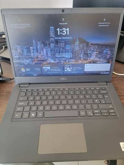 Dell laptop for sale core i3 10th gen 8gb 25gb ssd dell series