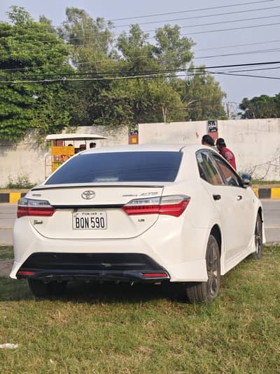 Toyota Altis Grande 2018