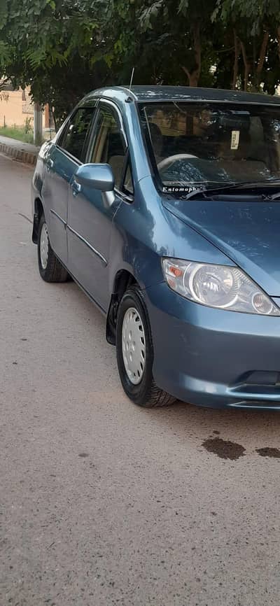 Family Used Honda City IDSI 2005
