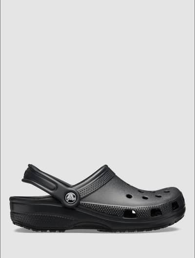 crocs black
