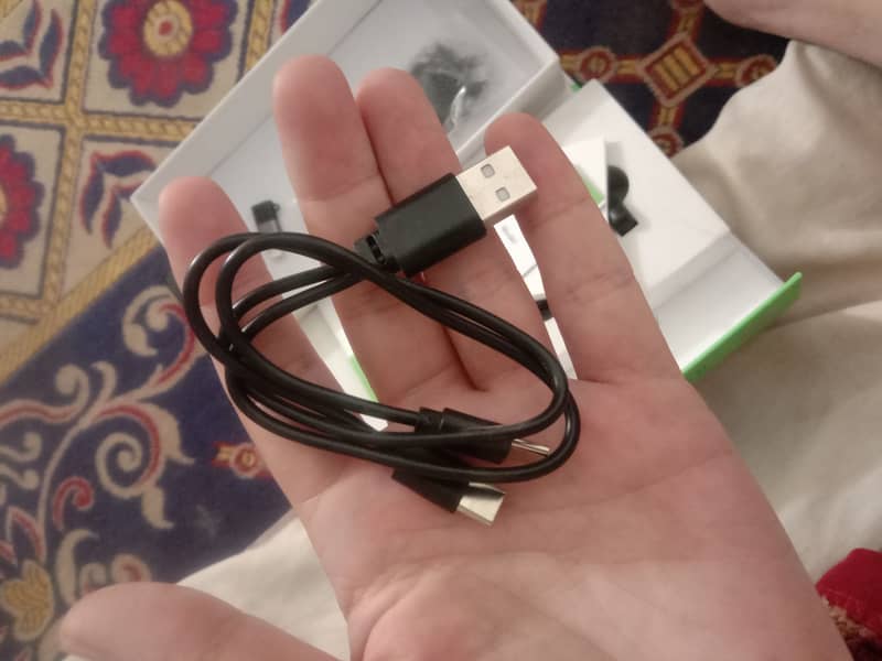 Bulk's Wireless MicroPhone 3