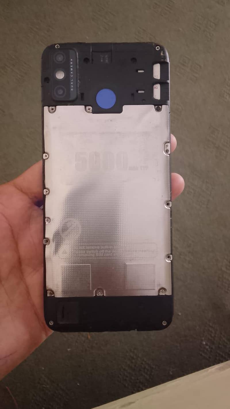 Tecno Spark 6 11