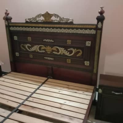 Queen size Bed with two side tables