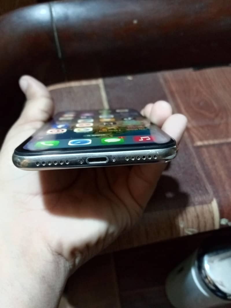 Apple iPhone X 2